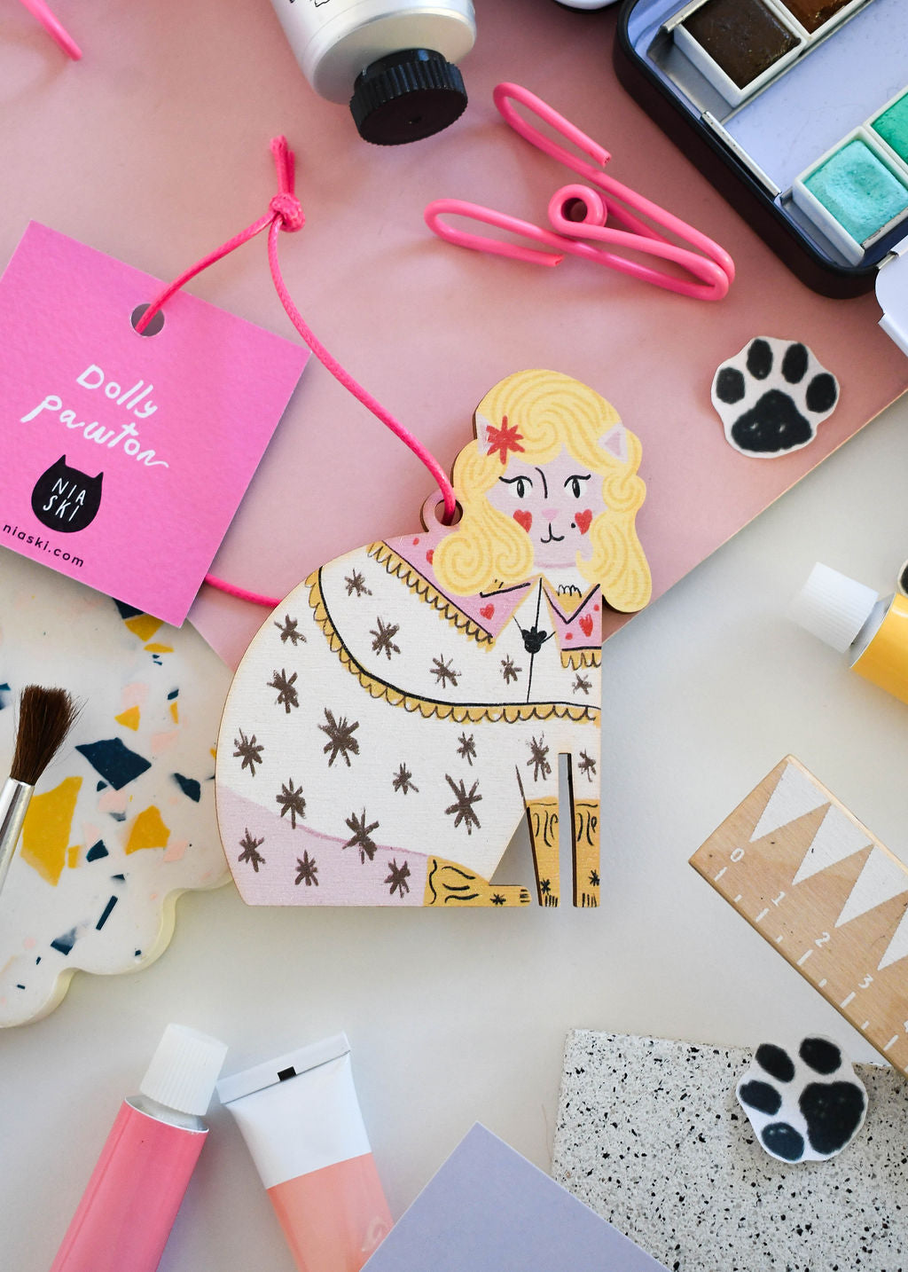 Dolly Pawton Wooden Cat Decoration