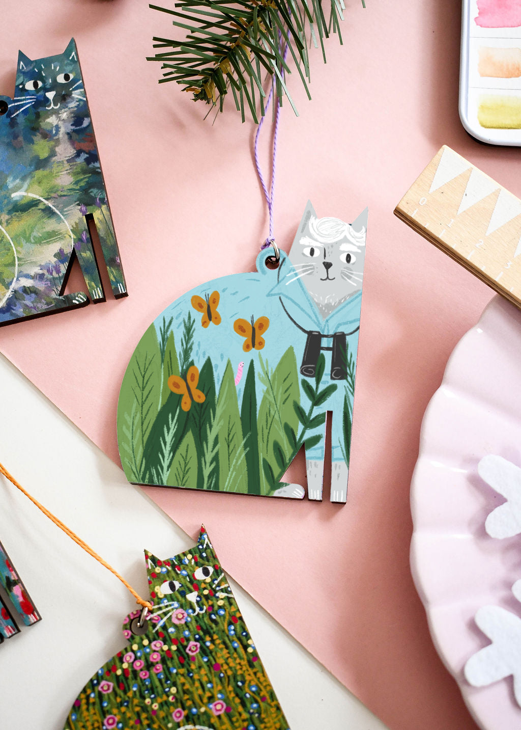 David Cattenborough Wooden Cat Decoration