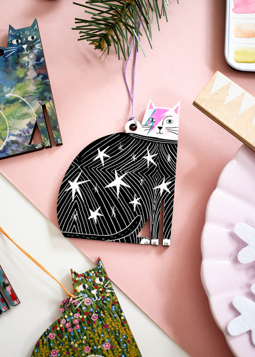Kitty Starfluff Wooden Cat Decoration